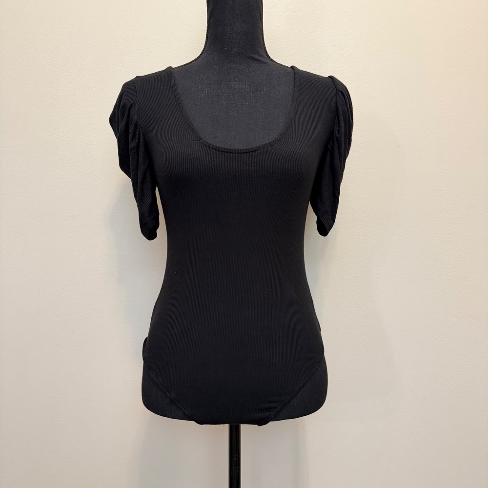 Intimately Free People Black Ribbed Pleated Puff Sleeve Thong Bodysuit Womens XS